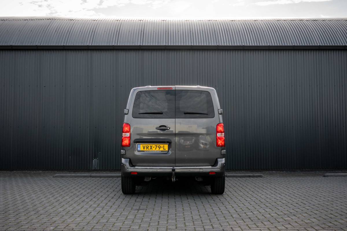 Citroën Jumpy Citroën Jumpy 2.0 BlueHDi 180 | Camera | Carplay | Cruise | PDC | Stoelverw. | Climatronic |Trekhaak
