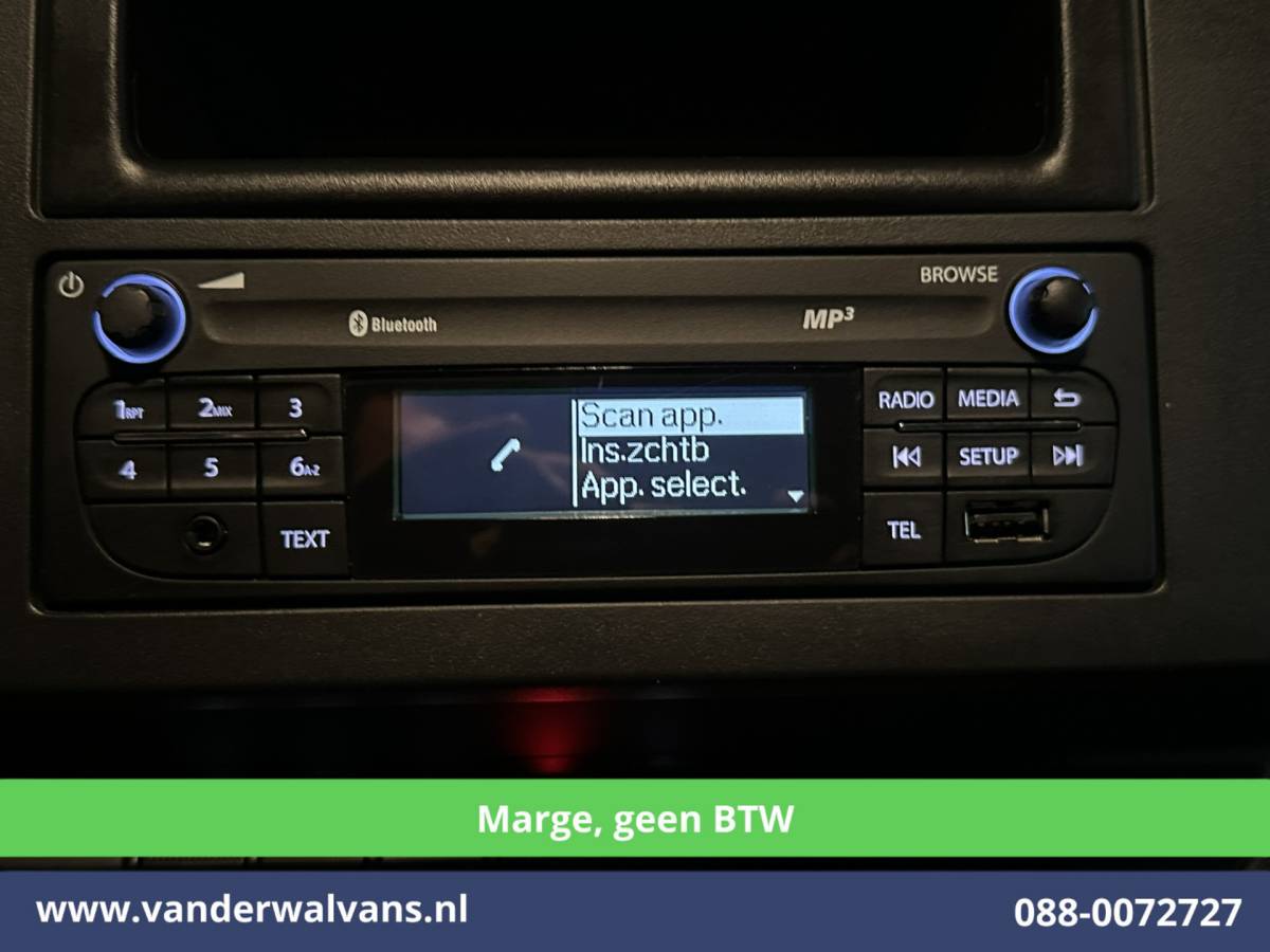 Renault Master Renault Master 2.3 dCi 150pk **MARGE, geen BTW** L2H2 Paardenwagen Euro6 Airco | Camera | Cruisecontrol | Trekhaak Bijrijdersbank