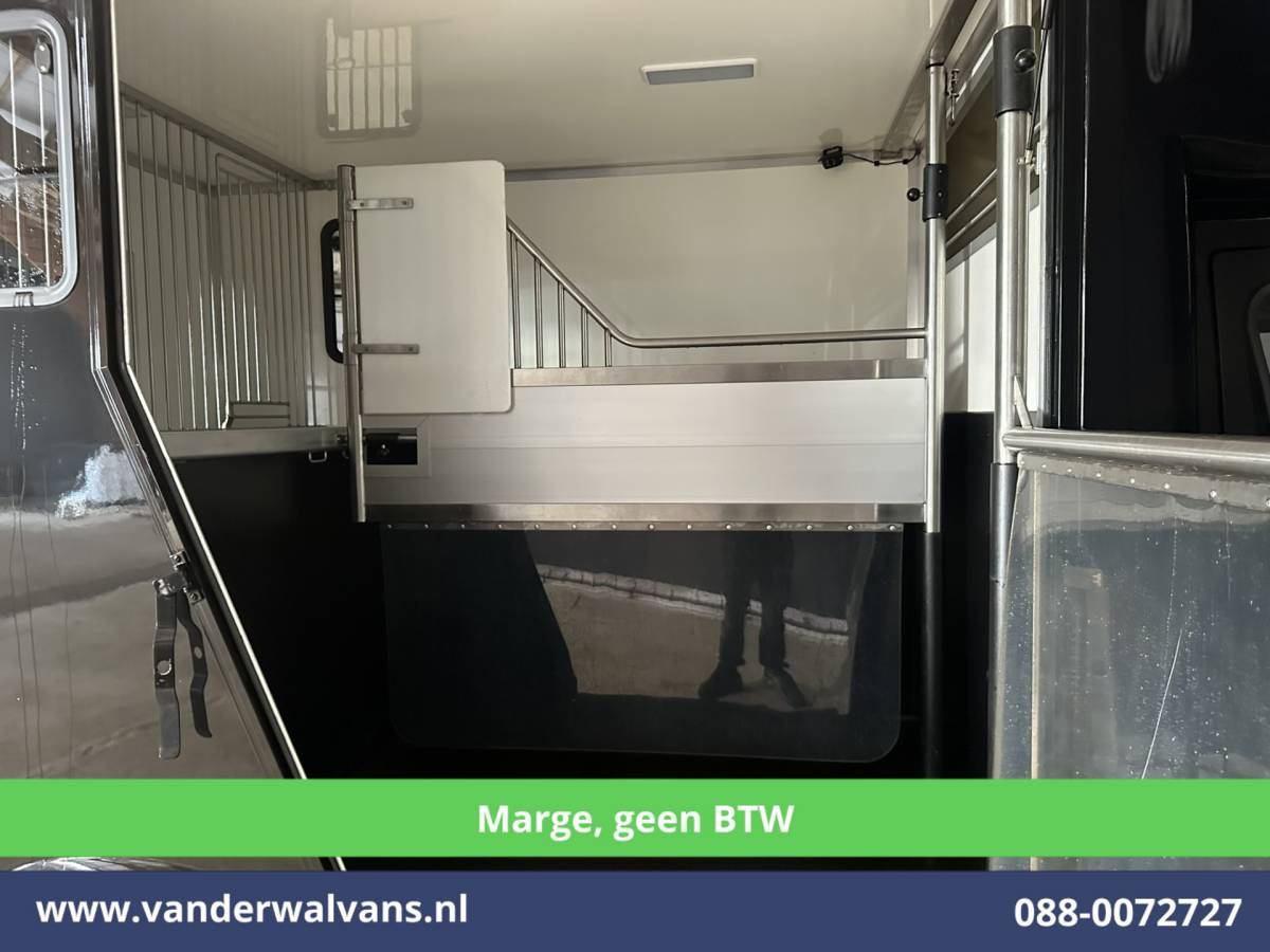 Renault Master Renault Master 2.3 dCi 150pk **MARGE, geen BTW** L2H2 Paardenwagen Euro6 Airco | Camera | Cruisecontrol | Trekhaak Bijrijdersbank