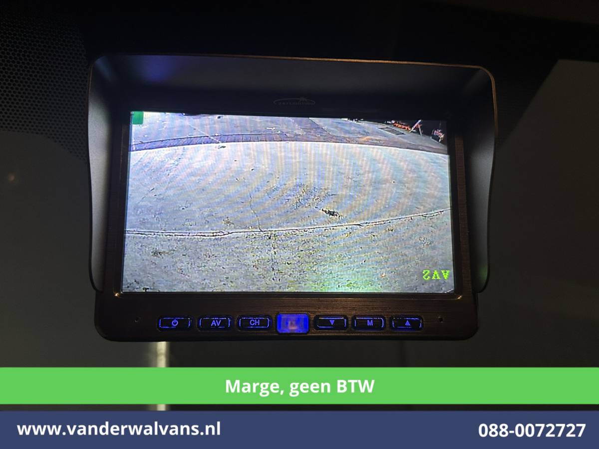 Renault Master Renault Master 2.3 dCi 150pk **MARGE, geen BTW** L2H2 Paardenwagen Euro6 Airco | Camera | Cruisecontrol | Trekhaak Bijrijdersbank