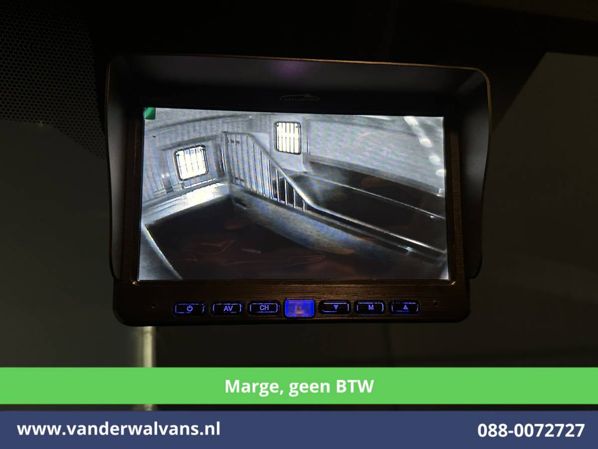 Renault Master Renault Master 2.3 dCi 150pk **MARGE, geen BTW** L2H2 Paardenwagen Euro6 Airco | Camera | Cruisecontrol | Trekhaak Bijrijdersbank