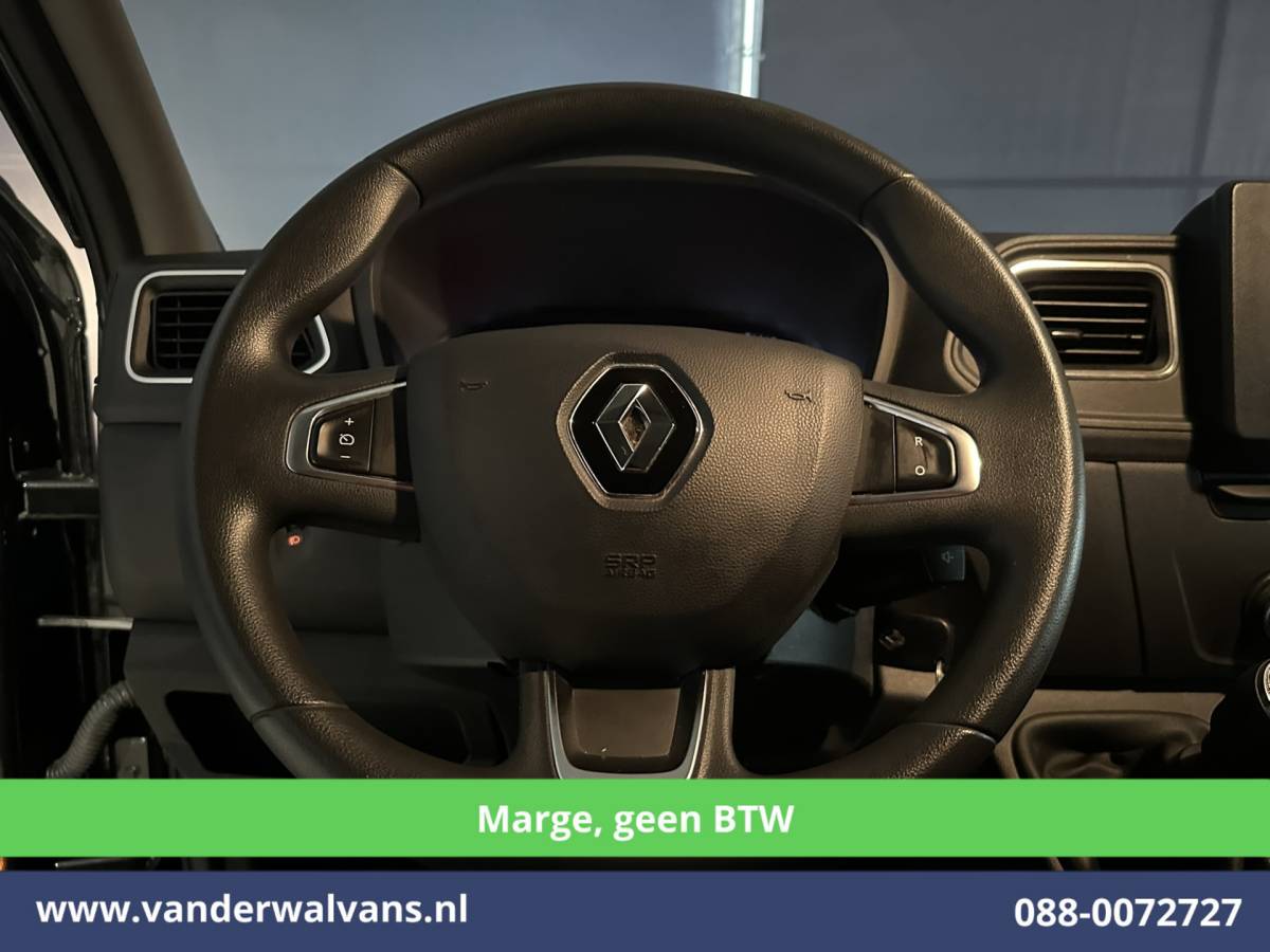 Renault Master Renault Master 2.3 dCi 150pk **MARGE, geen BTW** L2H2 Paardenwagen Euro6 Airco | Camera | Cruisecontrol | Trekhaak Bijrijdersbank