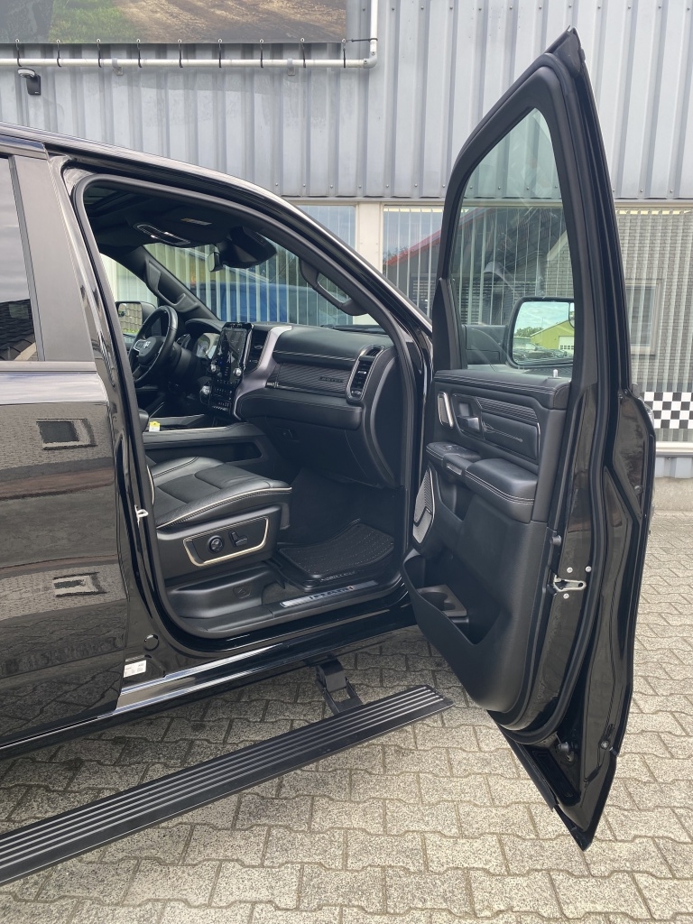 Dodge Ram Dodge Ram 5.7 V8 4×4 Limited Widebody N.A.P.