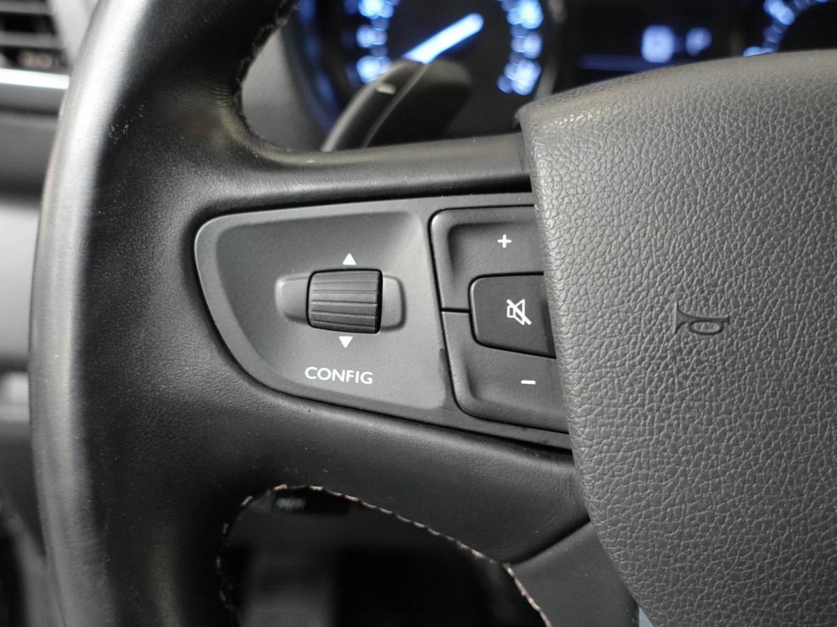 Opel Vivaro Opel Vivaro 2.0 CDTI L3H1 Dubbele Cabine Edition Automaat Airco Navi Cruise Control Apple Carplay Trekhaak