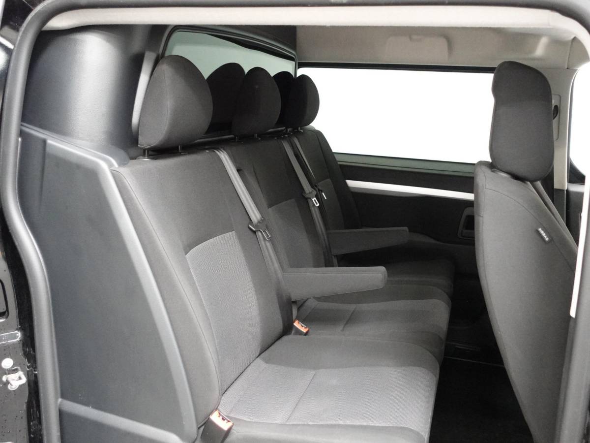 Opel Vivaro Opel Vivaro 2.0 CDTI L3H1 Dubbele Cabine Edition Automaat Airco Navi Cruise Control Apple Carplay Trekhaak