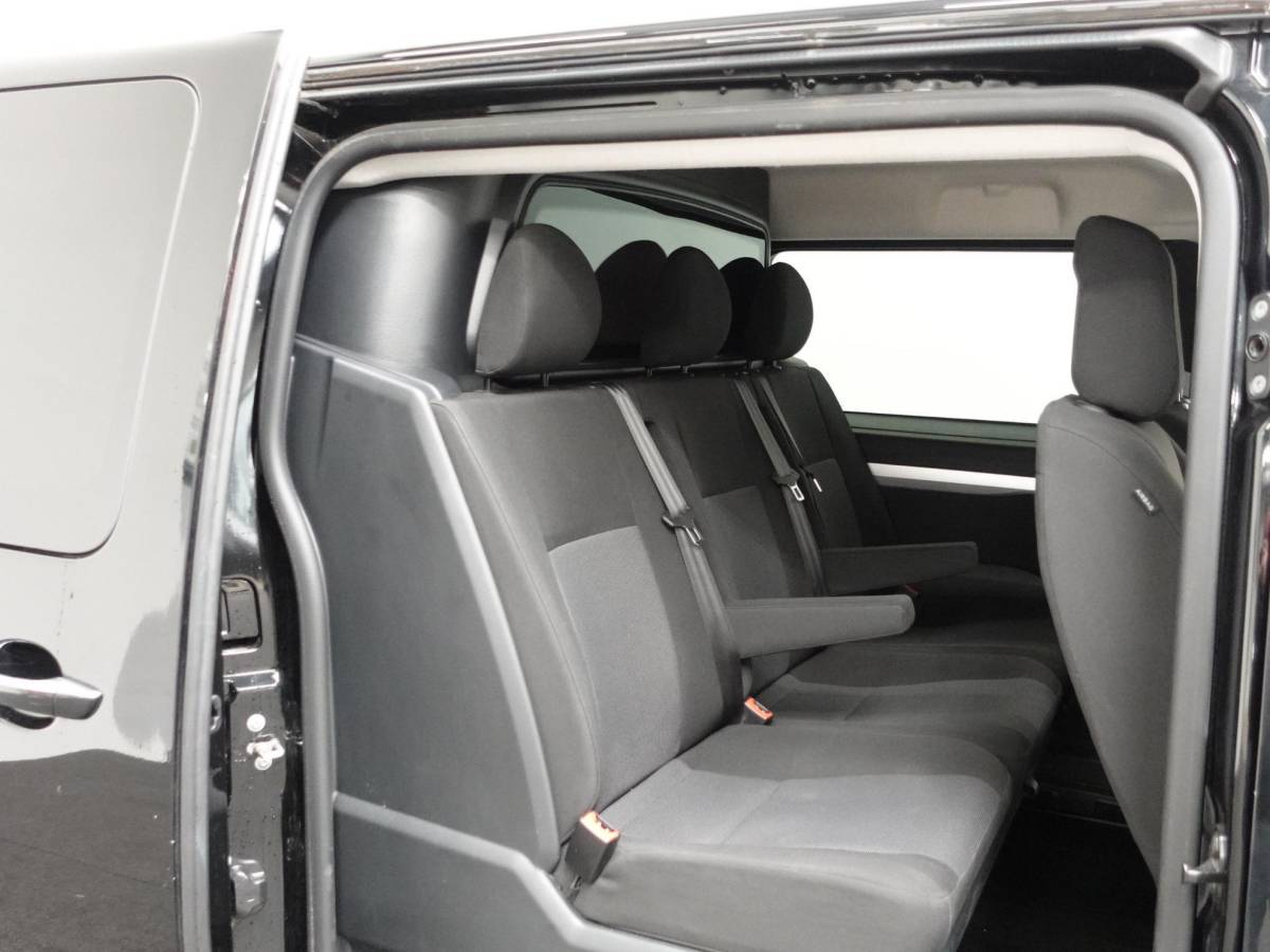 Opel Vivaro Opel Vivaro 2.0 CDTI L3H1 Dubbele Cabine Edition Automaat Airco Navi Cruise Control Apple Carplay Trekhaak