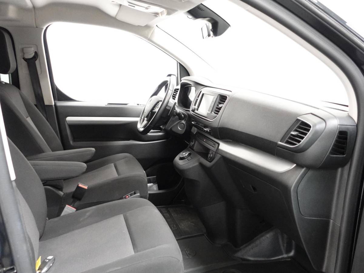 Opel Vivaro Opel Vivaro 2.0 CDTI L3H1 Dubbele Cabine Edition Automaat Airco Navi Cruise Control Apple Carplay Trekhaak
