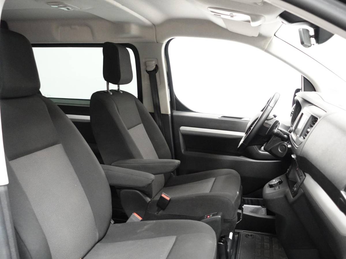Opel Vivaro Opel Vivaro 2.0 CDTI L3H1 Dubbele Cabine Edition Automaat Airco Navi Cruise Control Apple Carplay Trekhaak