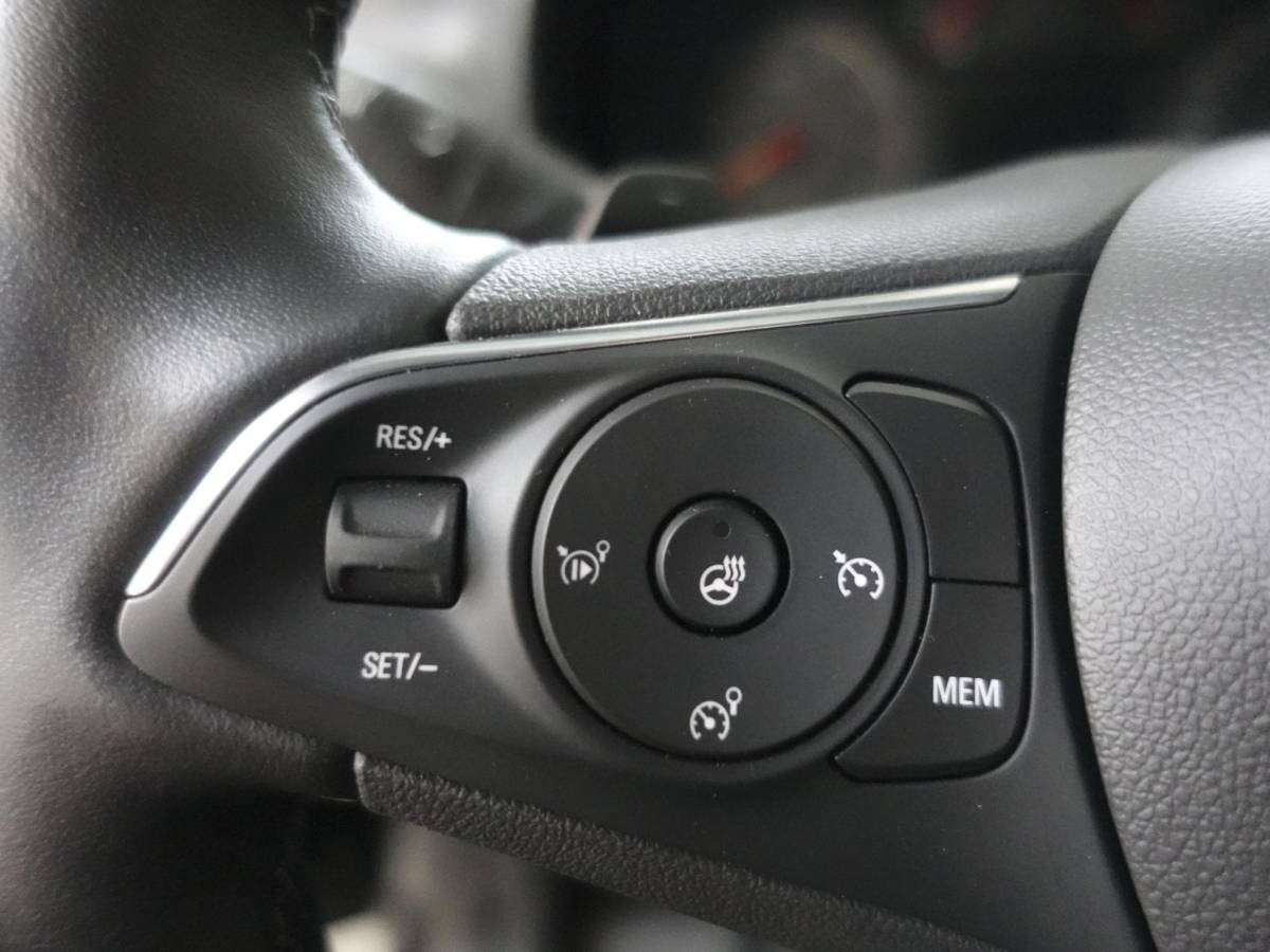 Opel Combo Opel Combo 1.5D Automaat L1H1 Edition Airco Apple Carplay/Android Auto Cruise Control Trekhaak