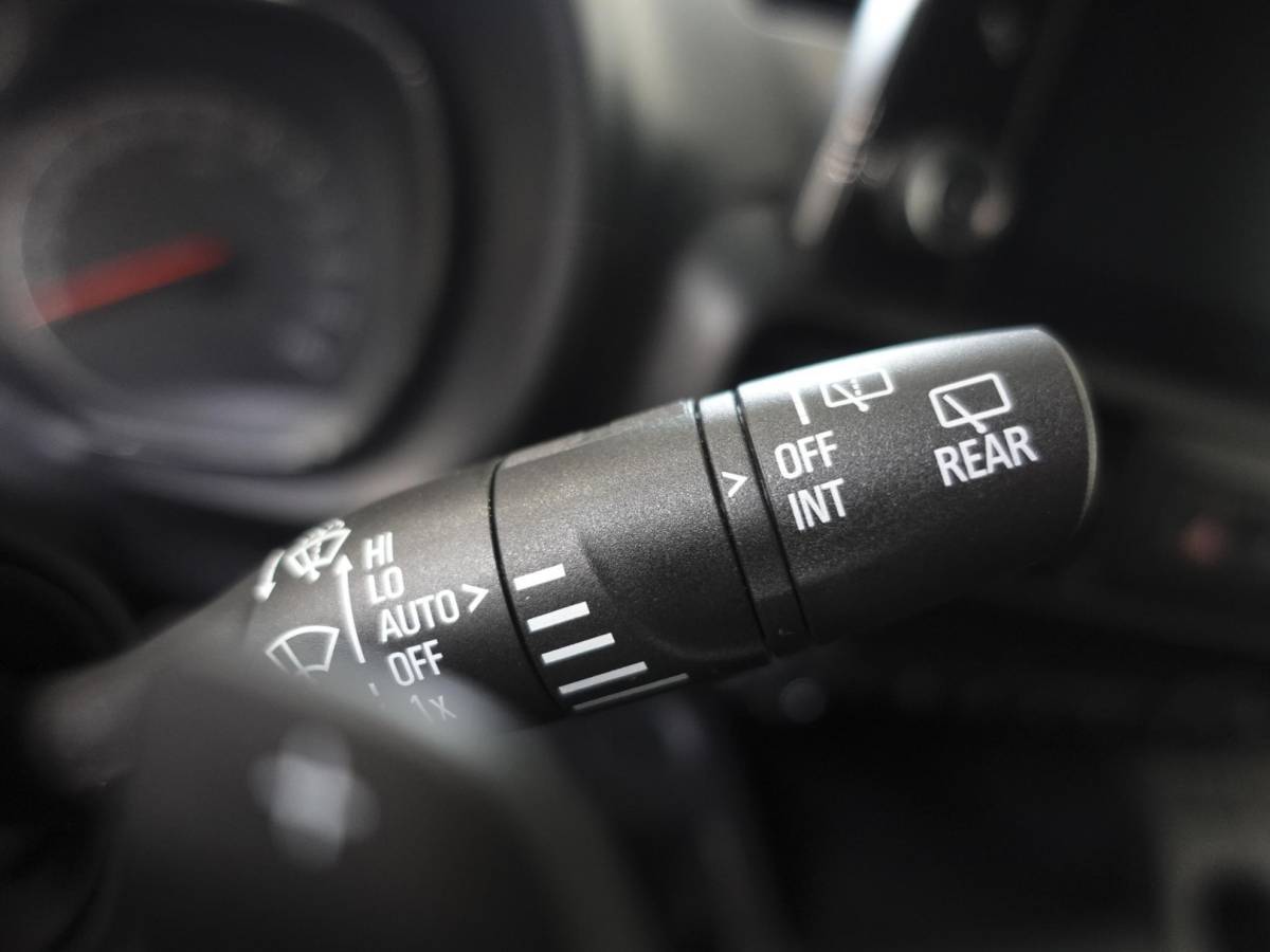 Opel Combo Opel Combo 1.5D Automaat L1H1 Edition Airco Apple Carplay/Android Auto Cruise Control Trekhaak