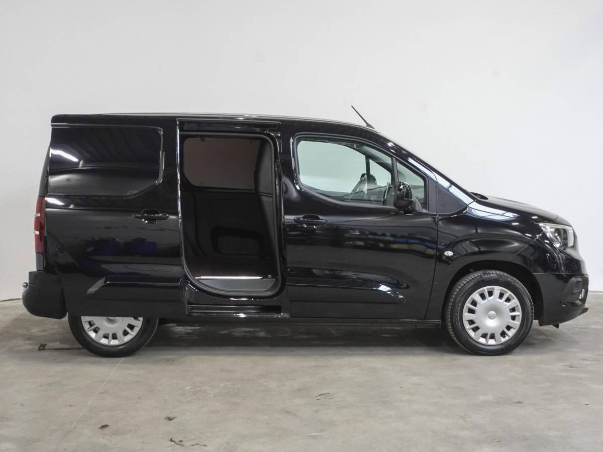 Opel Combo Opel Combo 1.5D Automaat L1H1 Edition Airco Apple Carplay/Android Auto Cruise Control Trekhaak