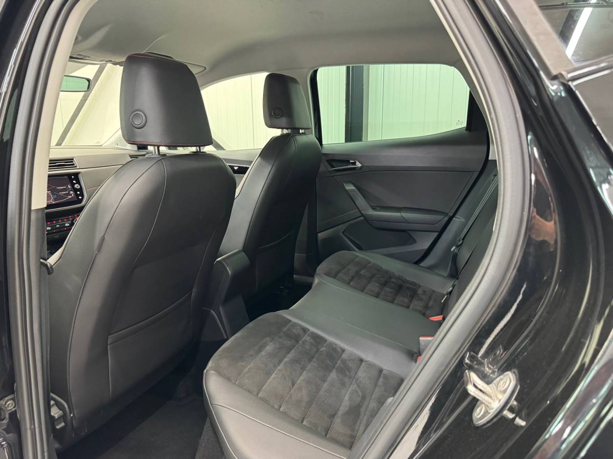 SEAT Ibiza Seat IBIZA 1.0 TSI FR Business Intense |Led|Clima|Stoelverwarming|KeyLess|Carplay|Navigatie|