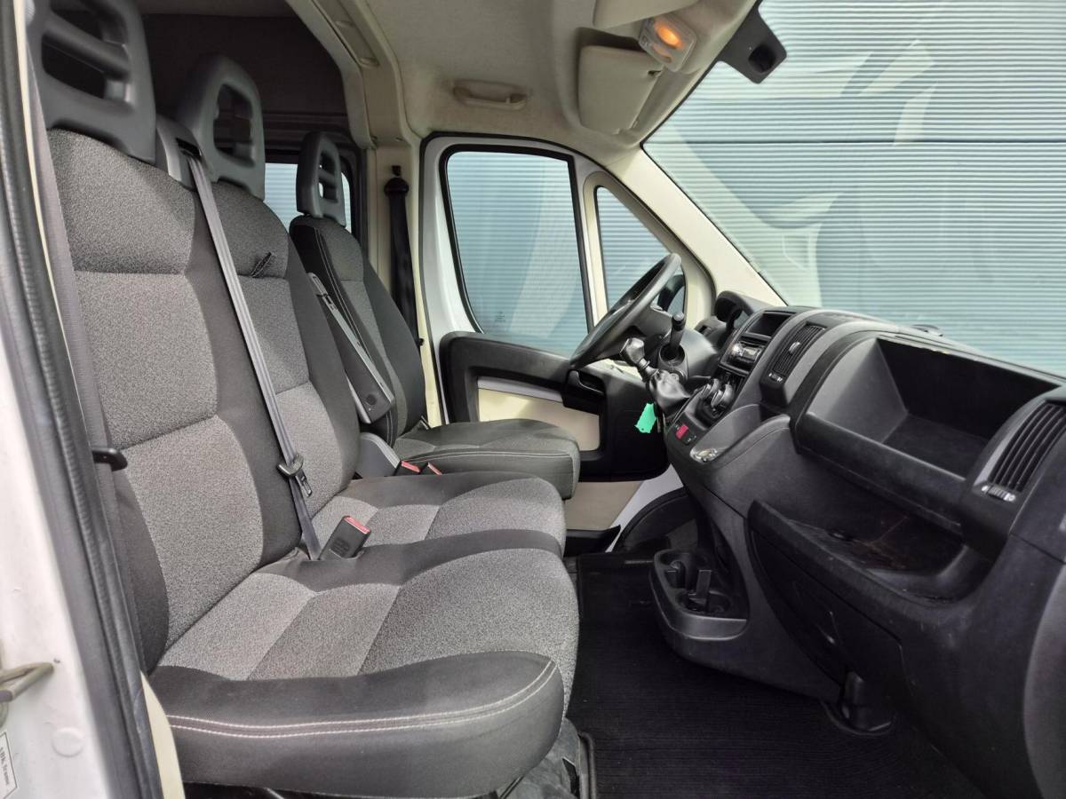 Fiat Ducato Fiat Ducato 2.3 MultiJet L4H2 DC 7-zits Airco Trekh 130pk