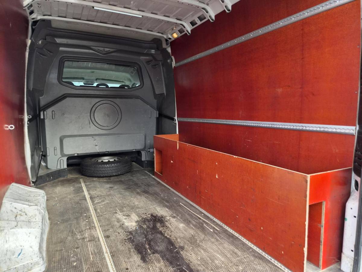 Fiat Ducato Fiat Ducato 2.3 MultiJet L4H2 DC 7-zits Airco Trekh 130pk