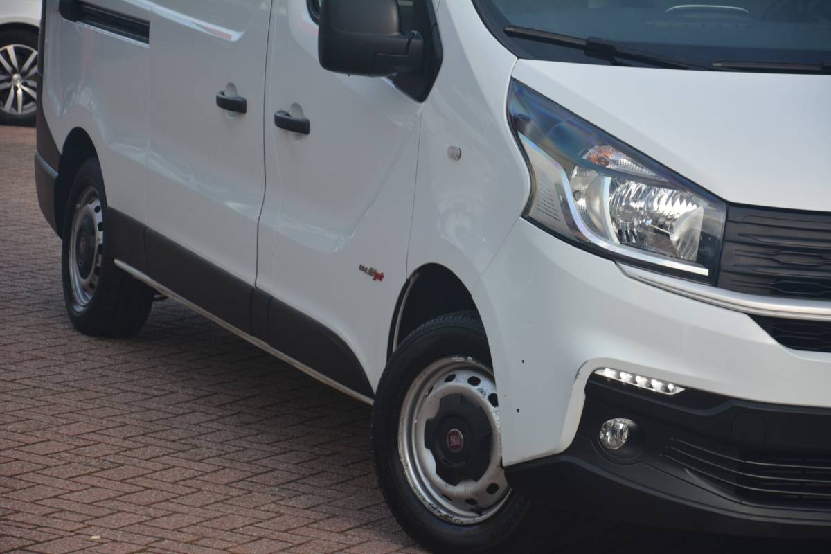 Fiat Talento Fiat Talento 1.6 MJ L2H1 Basis | Navigatie | Airco | Cruise-control | Elek.ramen | NL auto!! |