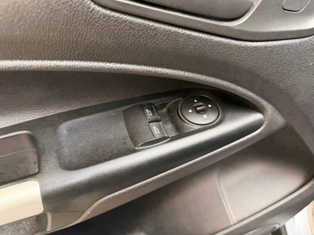 Ford Transit Connect Ford Transit Connect 1.5 TDCI L2 Airco Trend-Cruise-Pdc-Camera-Navi-Trekhaak-NAP