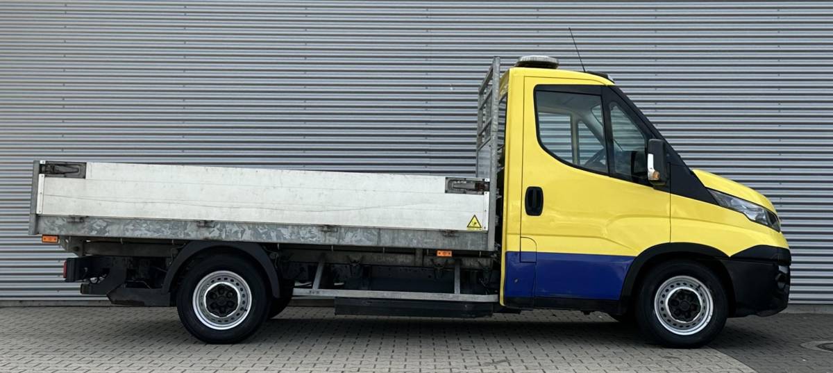 Iveco Daily Iveco Daily 35S14N 3.0 345 kipper openlaadbak airco trekhaak