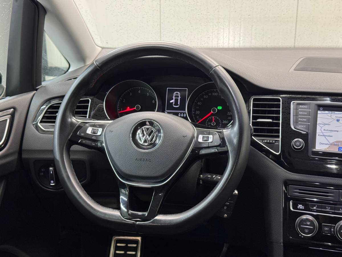 Volkswagen Golf Sportsvan Volkswagen GOLF SPORTSVAN 1.4 TSI Highline |Trekhaak|Clima|Stoelverwarming|Carplay|Parkeersensoren|Xenon|ACC|
