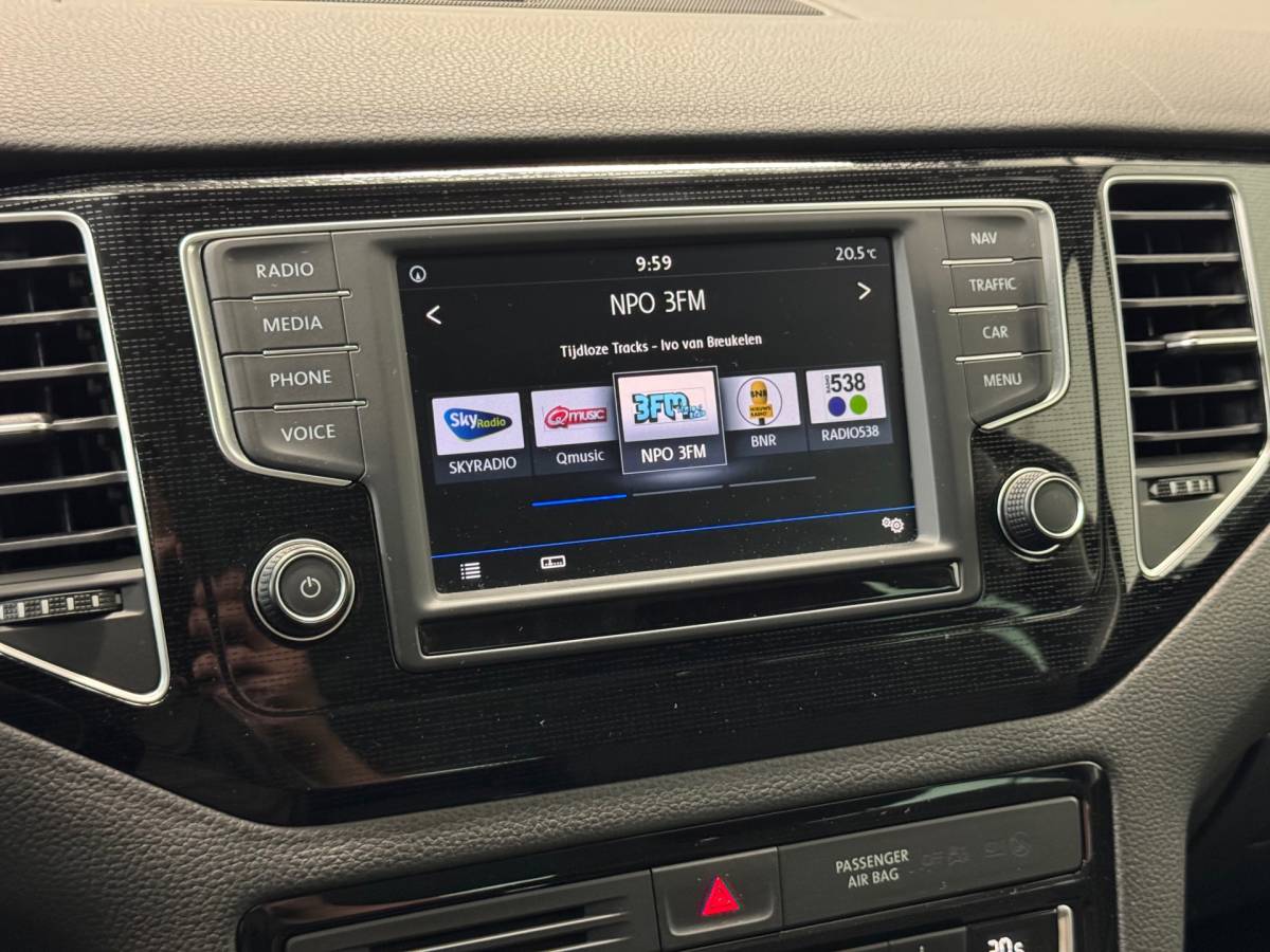 Volkswagen Golf Sportsvan Volkswagen GOLF SPORTSVAN 1.4 TSI Highline |Trekhaak|Clima|Stoelverwarming|Carplay|Parkeersensoren|Xenon|ACC|