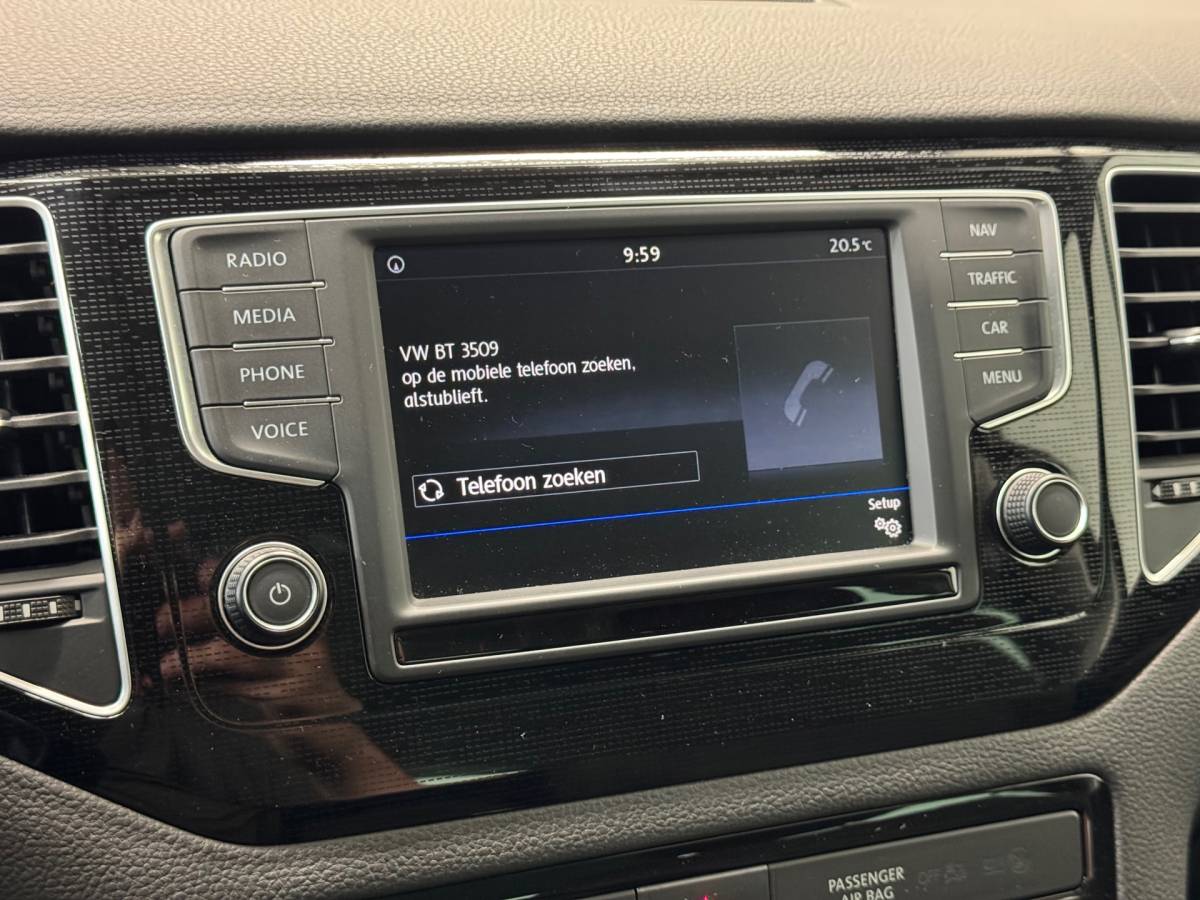 Volkswagen Golf Sportsvan Volkswagen GOLF SPORTSVAN 1.4 TSI Highline |Trekhaak|Clima|Stoelverwarming|Carplay|Parkeersensoren|Xenon|ACC|