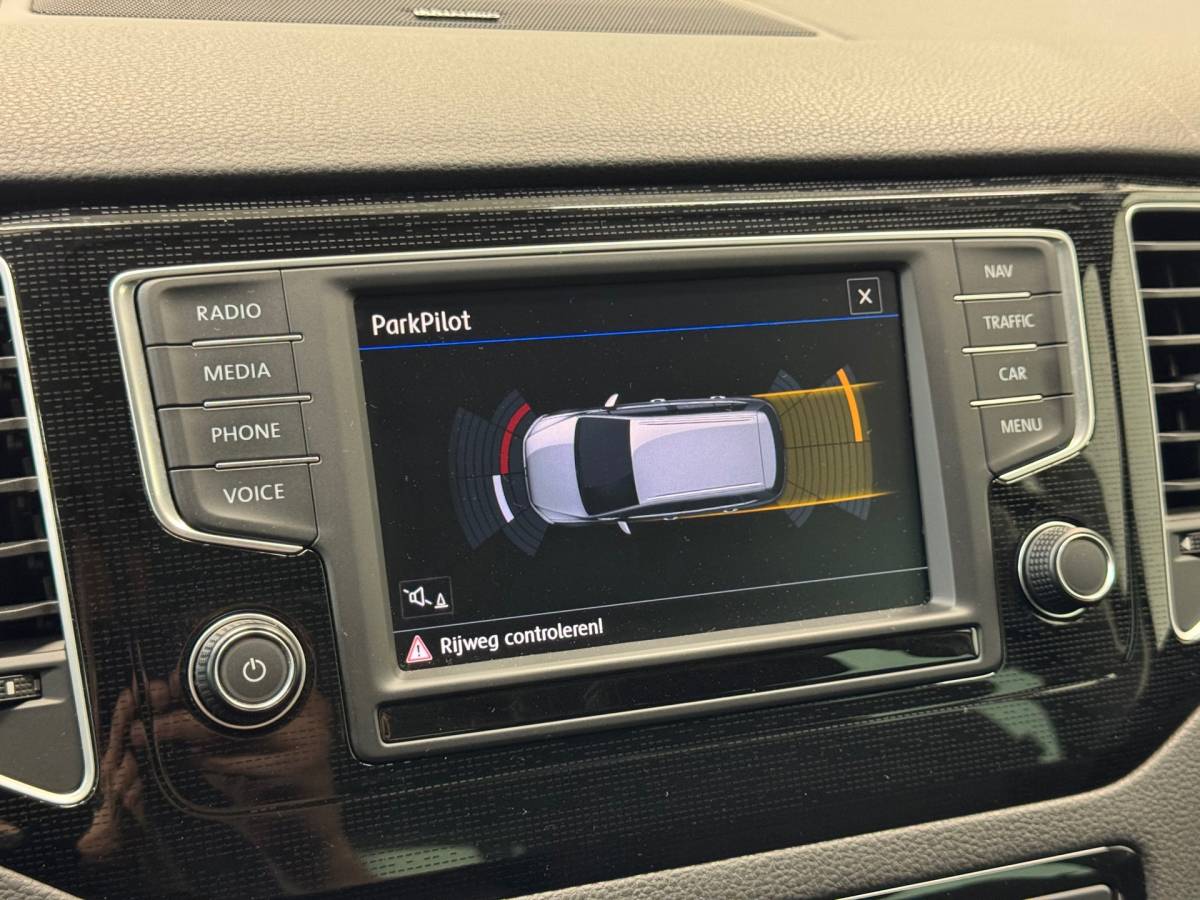 Volkswagen Golf Sportsvan Volkswagen GOLF SPORTSVAN 1.4 TSI Highline |Trekhaak|Clima|Stoelverwarming|Carplay|Parkeersensoren|Xenon|ACC|
