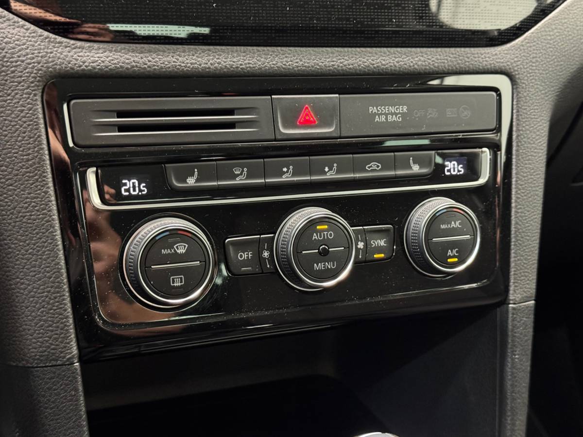 Volkswagen Golf Sportsvan Volkswagen GOLF SPORTSVAN 1.4 TSI Highline |Trekhaak|Clima|Stoelverwarming|Carplay|Parkeersensoren|Xenon|ACC|