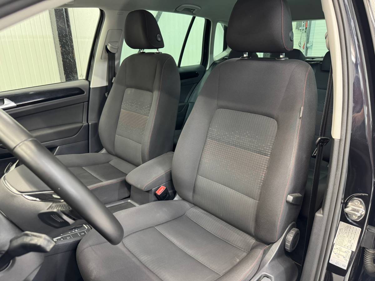 Volkswagen Golf Sportsvan Volkswagen GOLF SPORTSVAN 1.4 TSI Highline |Trekhaak|Clima|Stoelverwarming|Carplay|Parkeersensoren|Xenon|ACC|