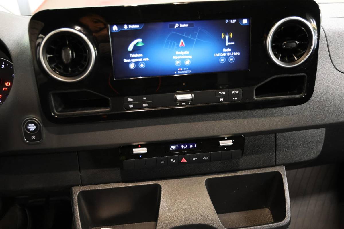 Mercedes-Benz Sprinter Mercedes-Benz Sprinter 314 2.2 CDI L1H2 AUTOMAAT LED NAVI