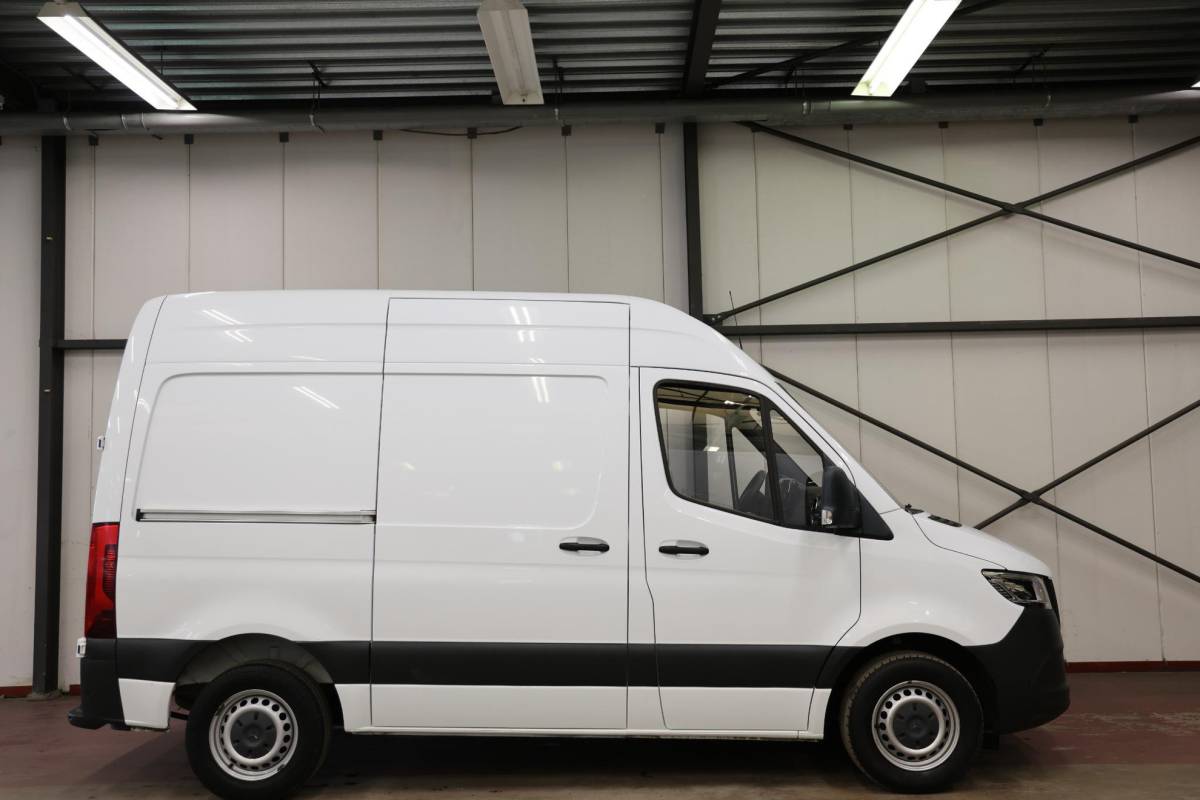 Mercedes-Benz Sprinter Mercedes-Benz Sprinter 314 2.2 CDI L1H2 AUTOMAAT LED NAVI
