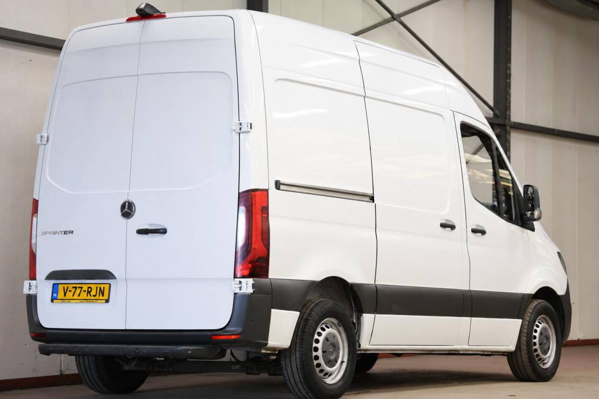 Mercedes-Benz Sprinter Mercedes-Benz Sprinter 314 2.2 CDI L1H2 AUTOMAAT LED NAVI