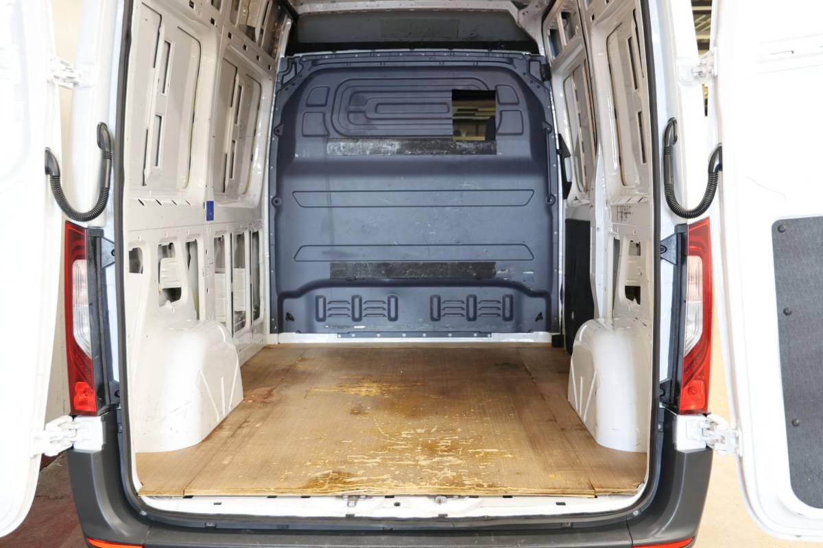 Mercedes-Benz Sprinter Mercedes-Benz Sprinter 314 2.2 CDI L1H2 AUTOMAAT LED NAVI