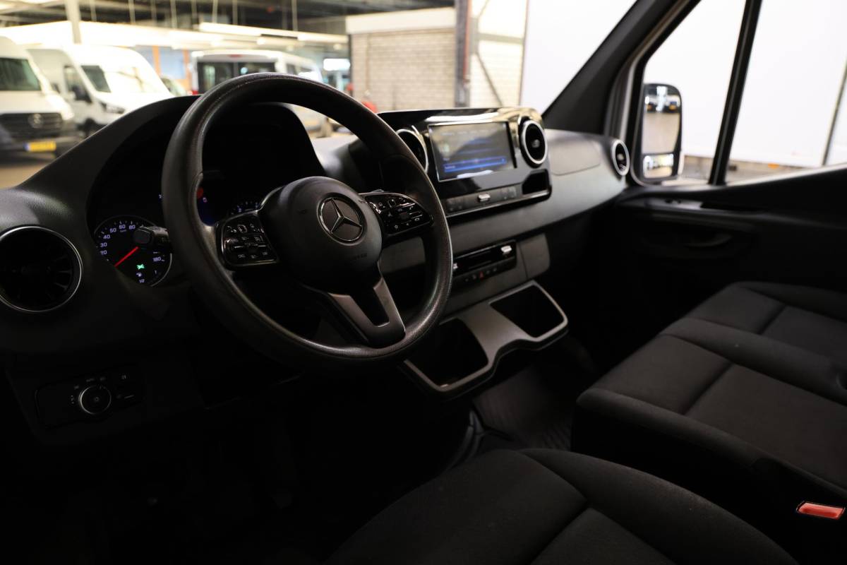 Mercedes-Benz Sprinter Mercedes-Benz Sprinter 314 2.2 CDI L1H2 AUTOMAAT LED NAVI