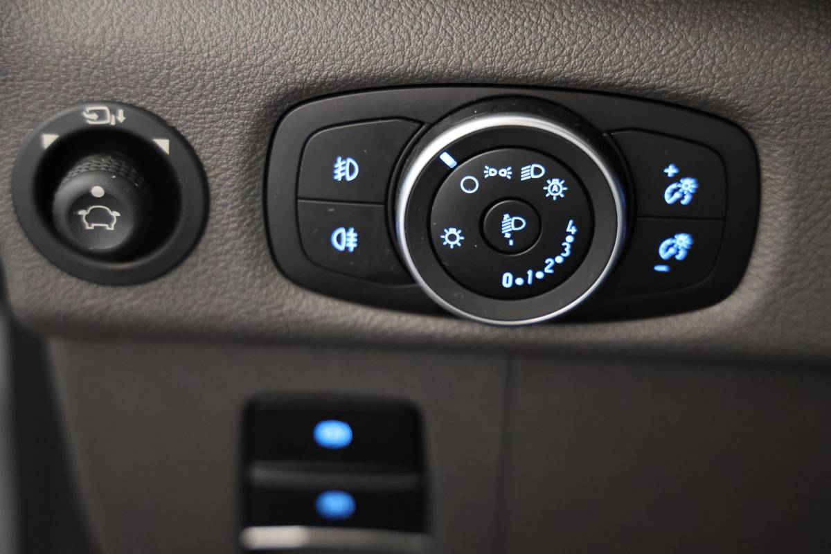 Ford E-Transit Ford E-Transit 350 L3H2 Trend 68 kWh Zonder Begrenzing