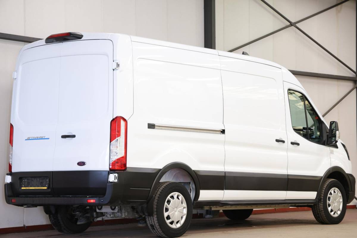 Ford E-Transit Ford E-Transit 350 L3H2 Trend 68 kWh Zonder Begrenzing
