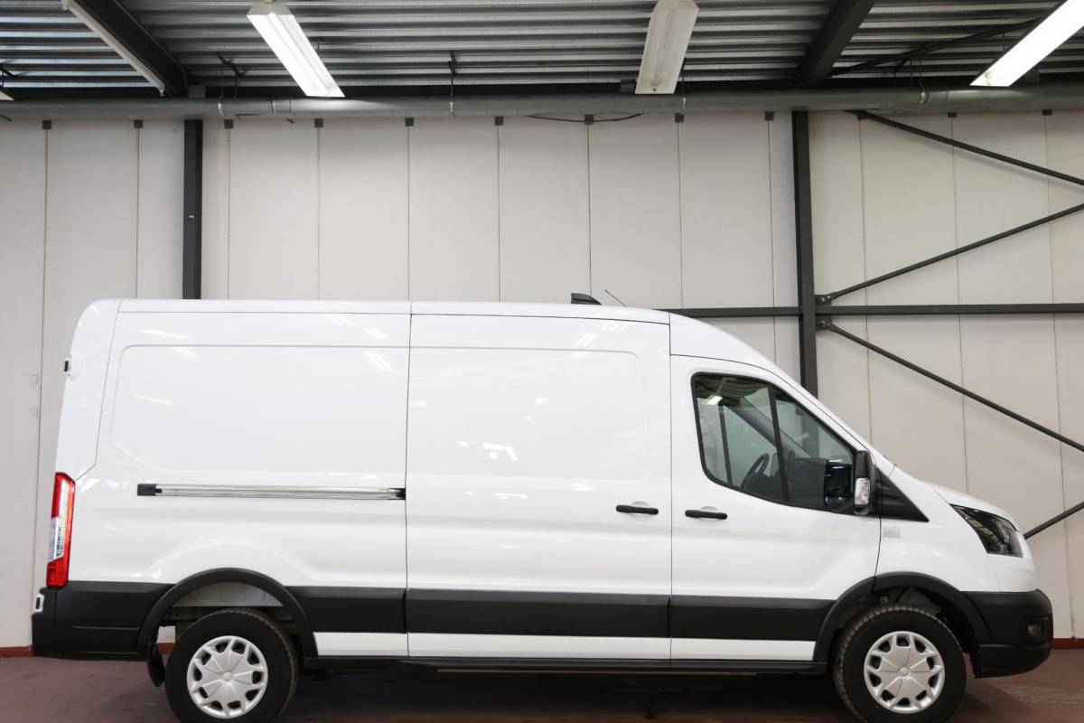 Ford E-Transit Ford E-Transit 350 L3H2 Trend 68 kWh Zonder Begrenzing