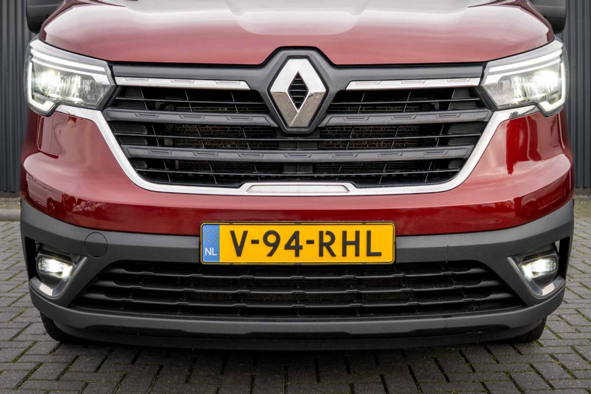 Renault Trafic Renault Trafic 2.0 dCi 150 L2H1 | Automaat | 5-Zits | 150 PK | Camera | Cruise | Navi | Airco