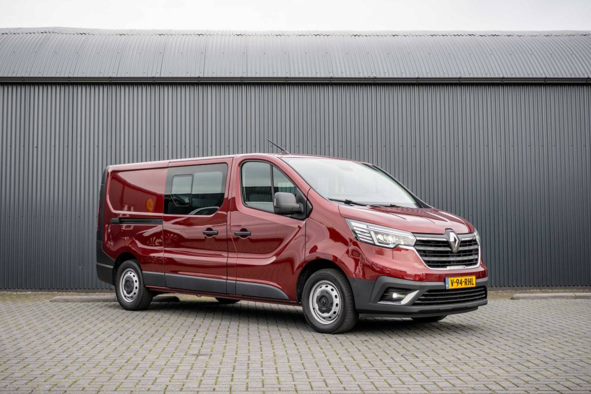 Renault Trafic Renault Trafic 2.0 dCi 150 L2H1 | Automaat | 5-Zits | 150 PK | Camera | Cruise | Navi | Airco