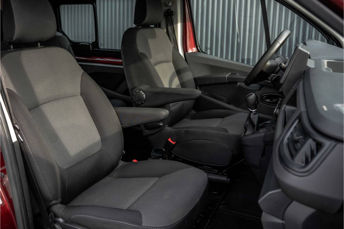Renault Trafic Renault Trafic 2.0 dCi 150 L2H1 | Automaat | 5-Zits | 150 PK | Camera | Cruise | Navi | Airco