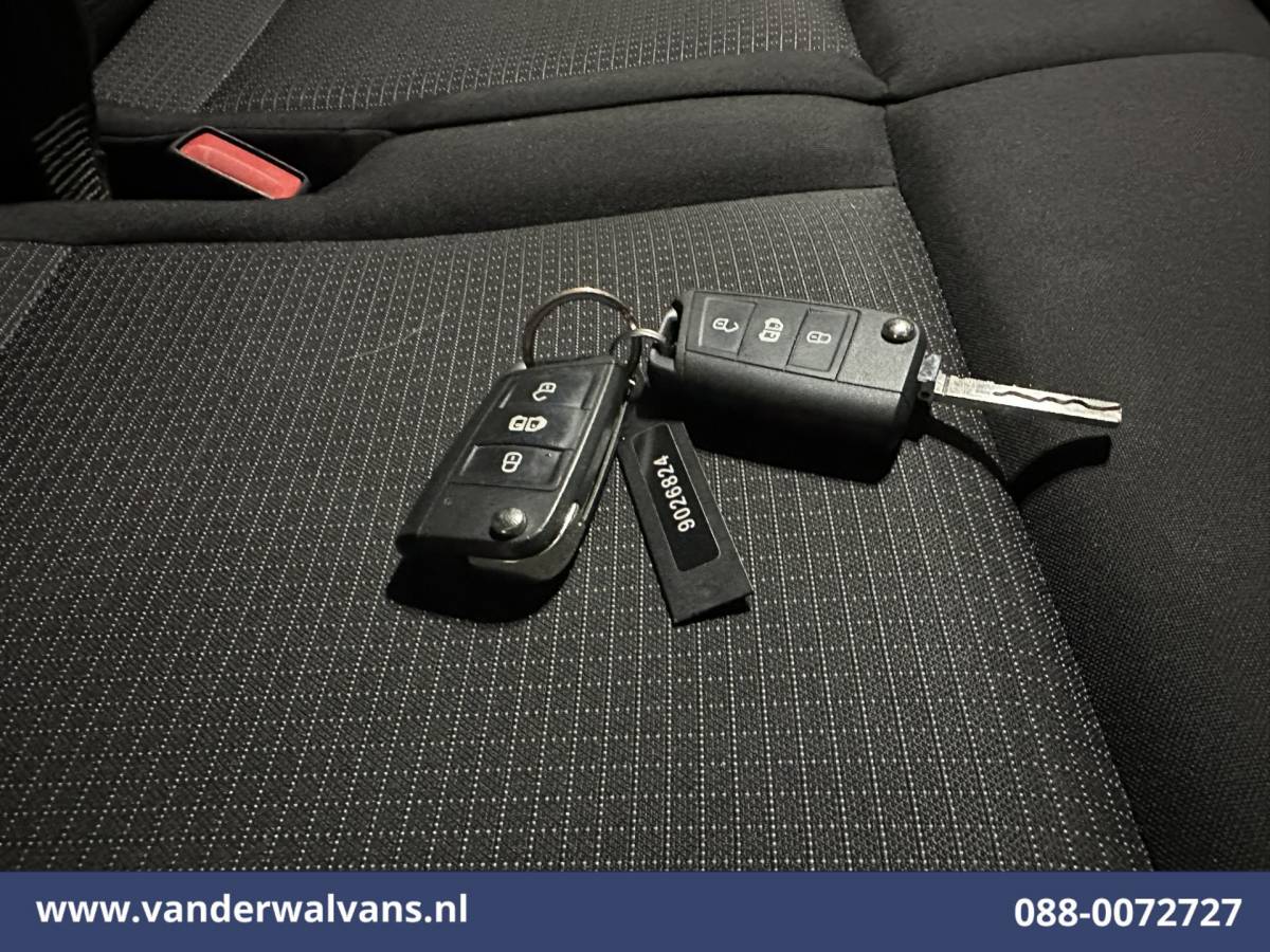 MAN TGE Man TGE 2.0 L3H3 L2H2 Euro6 Airco | Camera | Apple Carplay | Cruisecontrol | Trekhaak Android Auto, Bijrijdersbank