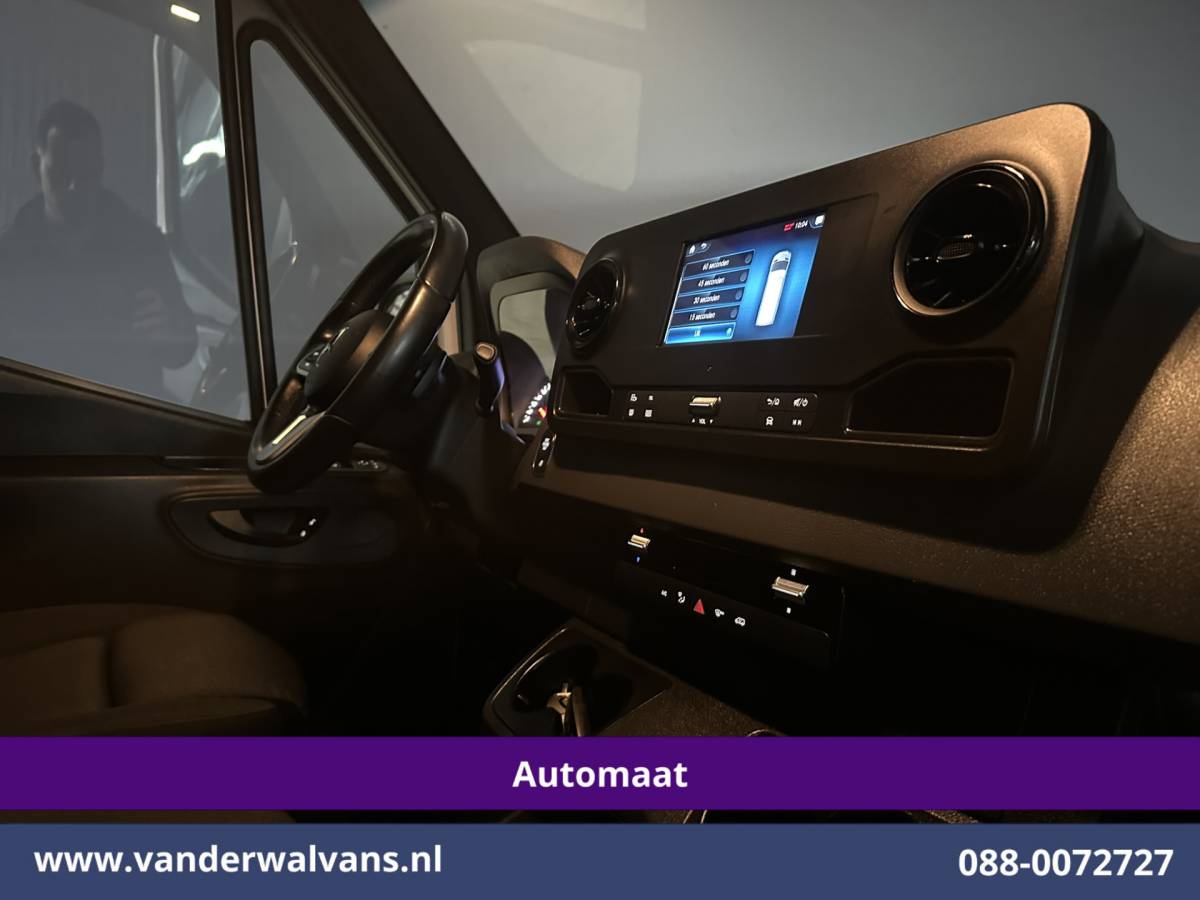 Mercedes-Benz Sprinter Mercedes-Benz Sprinter 317 CDI 170pk 9G-Tronic Automaat 3500kg Trekhaak L2H2 Euro6 Airco | Camera | Navigatie | Apple Carplay Android Auto, Cruisecontrol, Parkeersensoren, Bijrijdersbank