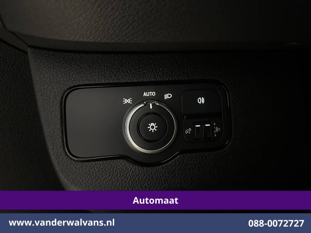 Mercedes-Benz Sprinter Mercedes-Benz Sprinter 317 CDI 170pk 9G-Tronic Automaat 3500kg Trekhaak L2H2 Euro6 Airco | Camera | Navigatie | Apple Carplay Android Auto, Cruisecontrol, Parkeersensoren, Bijrijdersbank