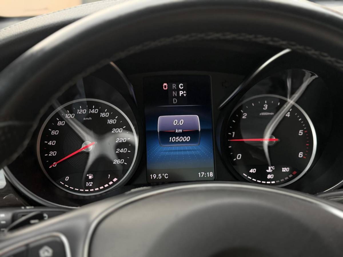 Mercedes-Benz V-Klasse Mercedes V-klasse 300d 4-MATIC Exclusive AMG| Airmatic| Pano