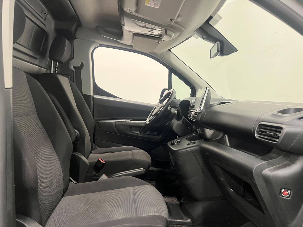 Opel Combo Opel Combo 1.5D L2H1 Edition Automaat Airco Cruise Control Camera Parkeersensoren Carplay