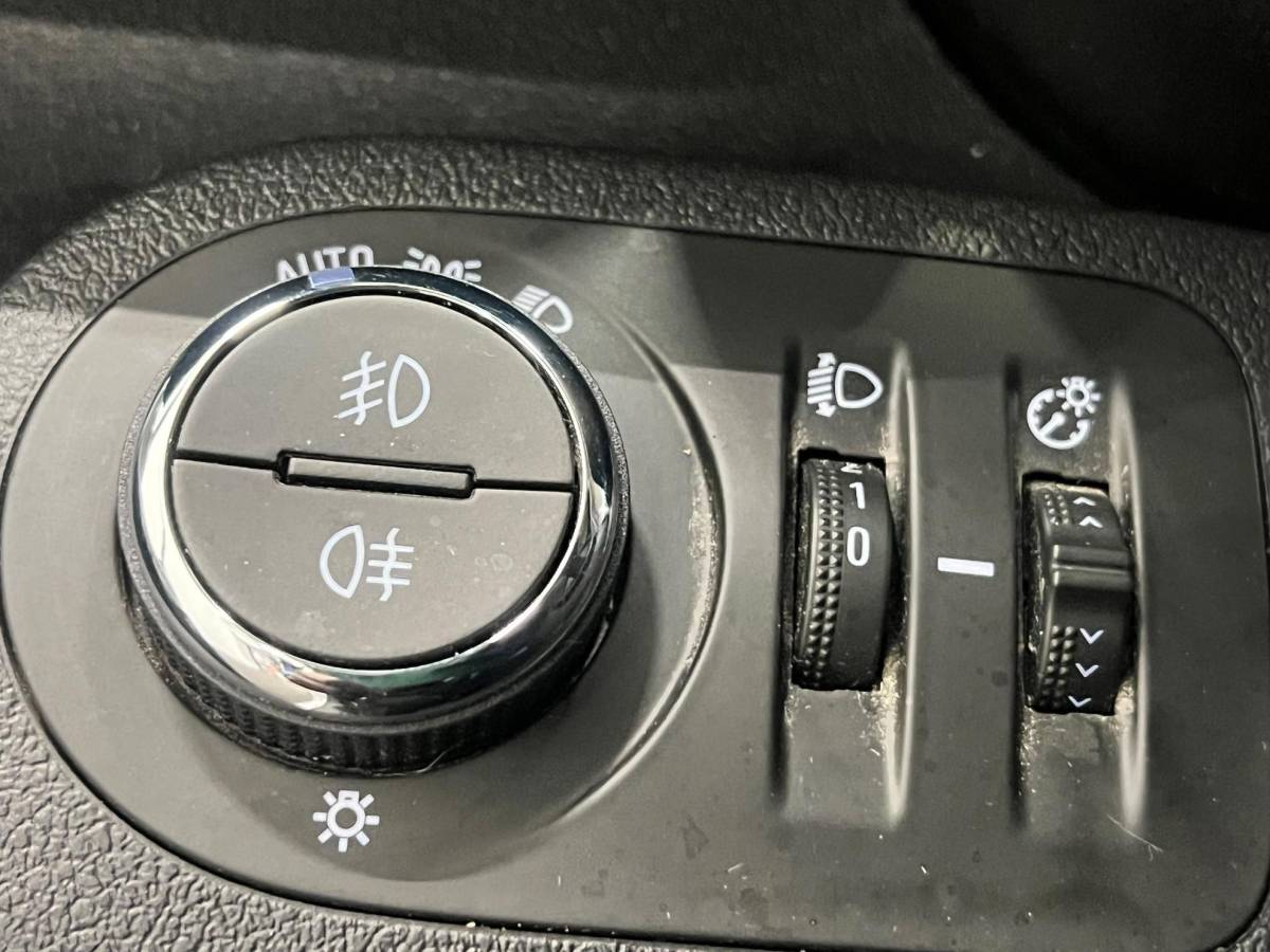 Opel Combo Opel Combo 1.5D L2H1 Edition Automaat Airco Cruise Control Camera Parkeersensoren Carplay