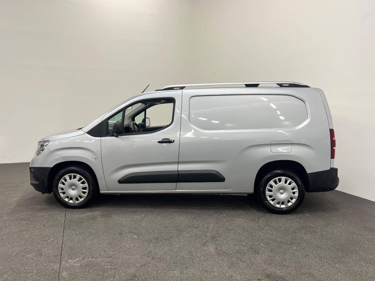 Opel Combo Opel Combo 1.5D L2H1 Edition Automaat Airco Cruise Control Camera Parkeersensoren Carplay