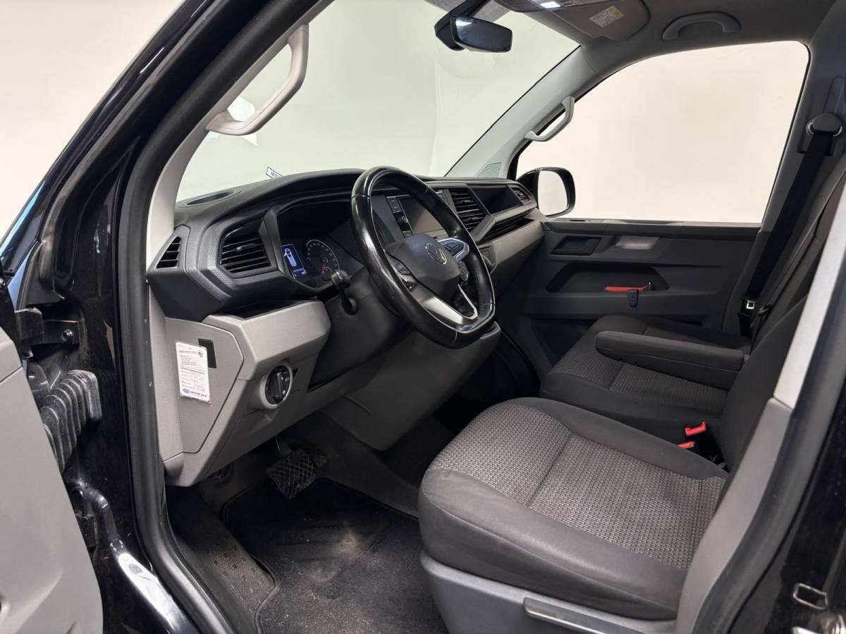 Volkswagen Transporter Volkswagen Transporter 2.0 TDI L2H1 28 Dubbele Cabine Highline Automaat Cruise Control Airco Navigatie Parkeersensoren Camera
