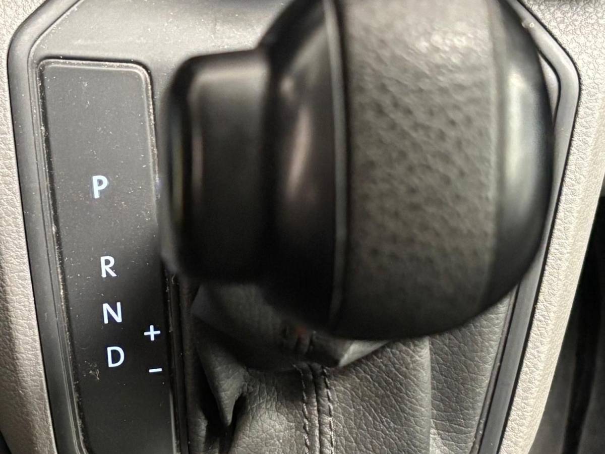 Volkswagen Transporter Volkswagen Transporter 2.0 TDI L2H1 28 Dubbele Cabine Highline Automaat Cruise Control Airco Navigatie Parkeersensoren Camera