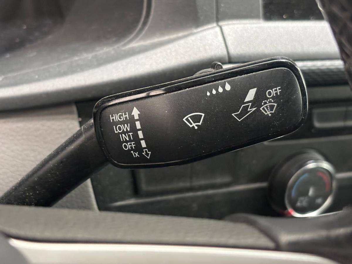 Volkswagen Transporter Volkswagen Transporter 2.0 TDI L2H1 28 Dubbele Cabine Highline Automaat Cruise Control Airco Navigatie Parkeersensoren Camera