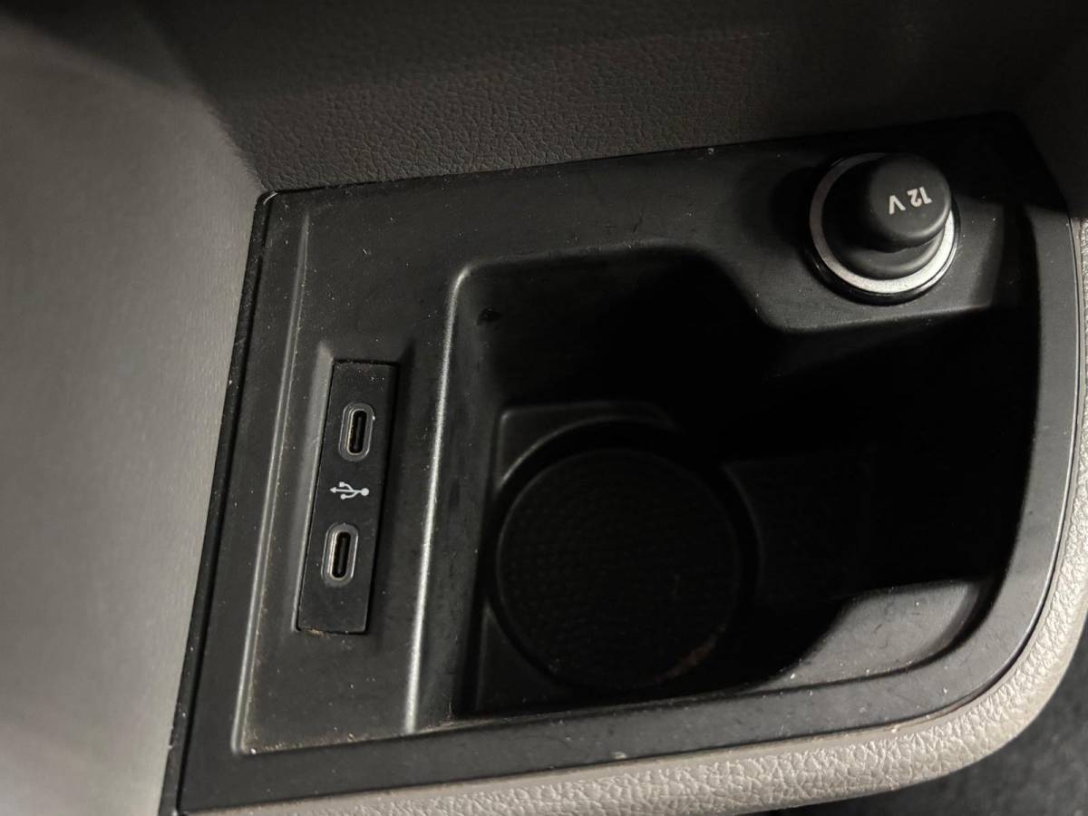 Volkswagen Transporter Volkswagen Transporter 2.0 TDI L2H1 28 Dubbele Cabine Highline Automaat Cruise Control Airco Navigatie Parkeersensoren Camera