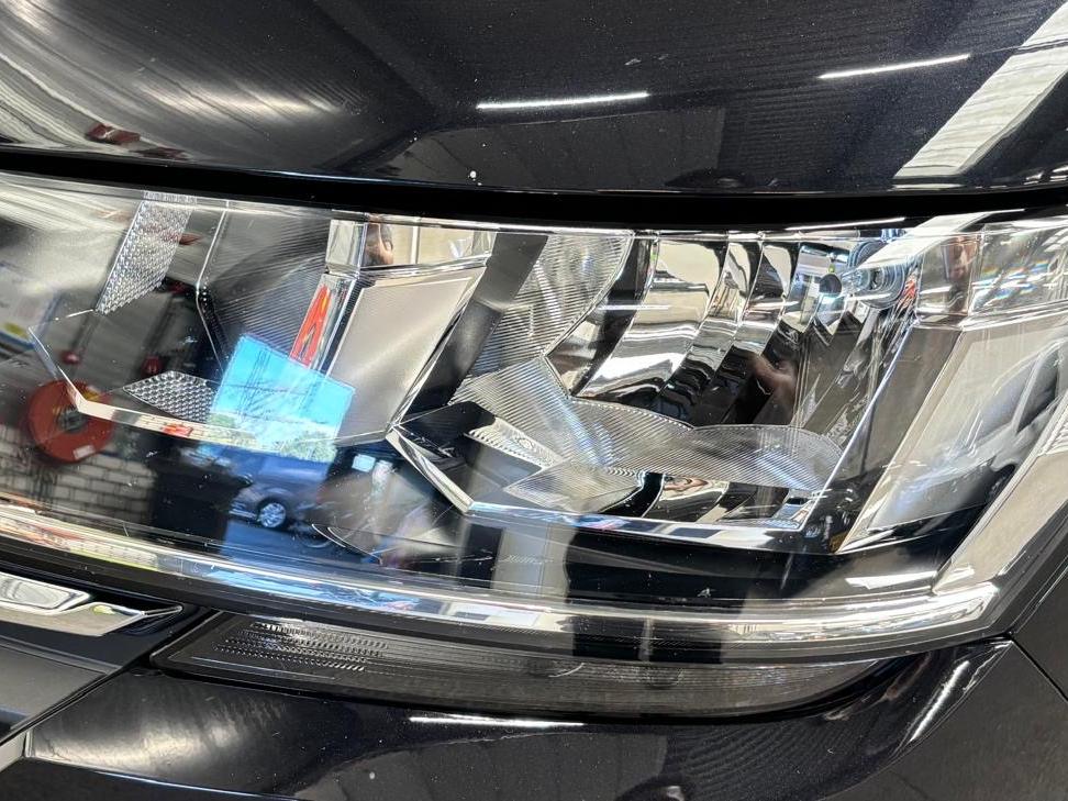 Volkswagen Transporter Volkswagen Transporter 2.0 TDI L2H1 28 Dubbele Cabine Highline Automaat Cruise Control Airco Navigatie Parkeersensoren Camera
